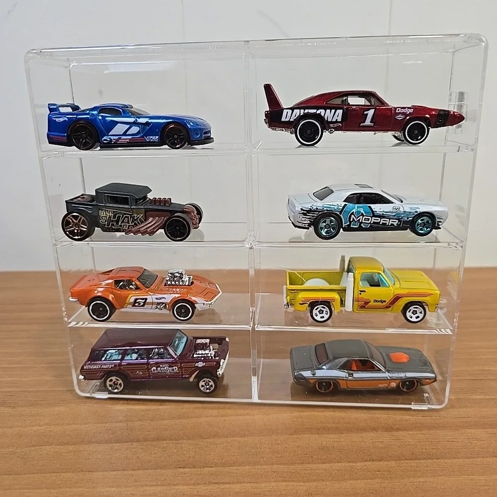 Clear Acrylic Display Case 1:64 Scale‎ Diecast Cars INCLUDING Mix AK of CARS x 8